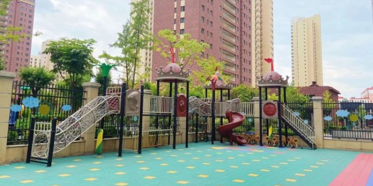 More than 200 children found with high lead levels after kindergarten in China uses paint as food coloring, authorities say