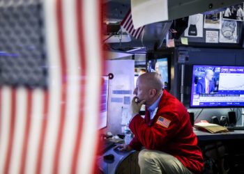 Stocks have their worst quarter since 2022, raising doubts about Trump’s economic playbook